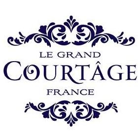 American woman moved to France to follow her dream & make sparkling wine. Every day is a special occasion. #livejoyously