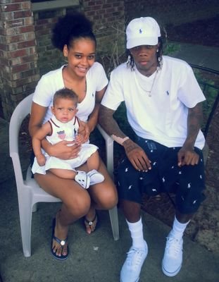 _HottHeadPiggy's profile picture. PIIIGGgg!!  FROM FORT PIERCE, RAP, LOVE TRACK & FOOTBALL, #GatorGang!! #TeamTatts!! #OhMyWhoaa!! #RelaxxDatt!! #iiSwaaayuuurrrr!! YEAP, THAT'S MEEEE..