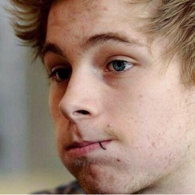 hemmomania's profile picture. Stressed, Depressed and Bandobsessed voting account