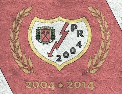 Peña Rayista 2004. Más de diez años creciendo con el Rayo. Más de diez años comprometidos con la franja. #SiempreRayo ⚡⚡⚡