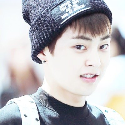 แค่รู้ว่ารัก E X O มากๆก็พอแล้ว