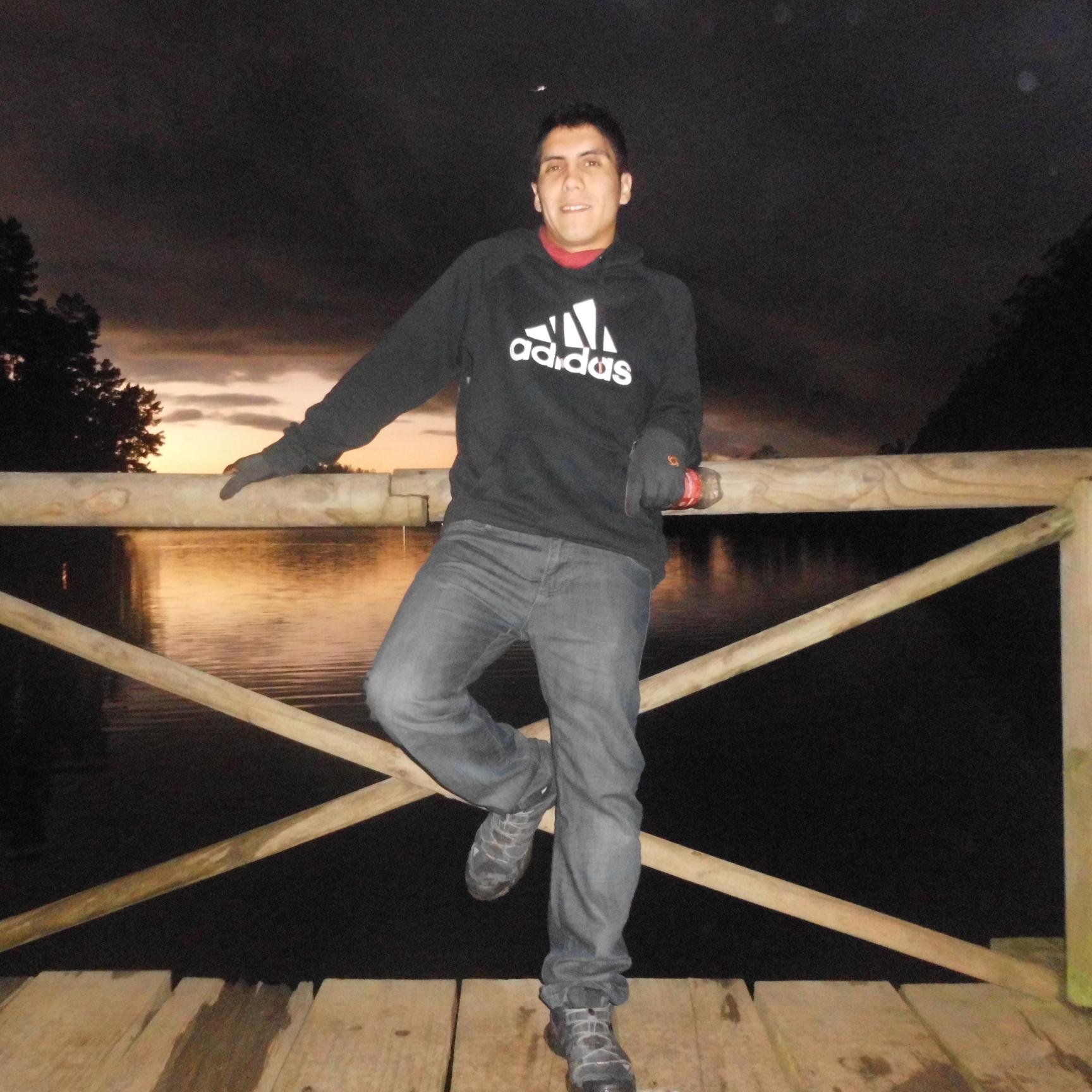 alexis_esteb's profile picture. 