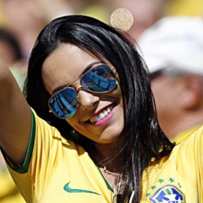 Perfil pra todas as torcedoras fanáticas dos times Brasileiros. Vamos mostrar que mulher entende de futebol sim, e muito. (Sem clubismo)