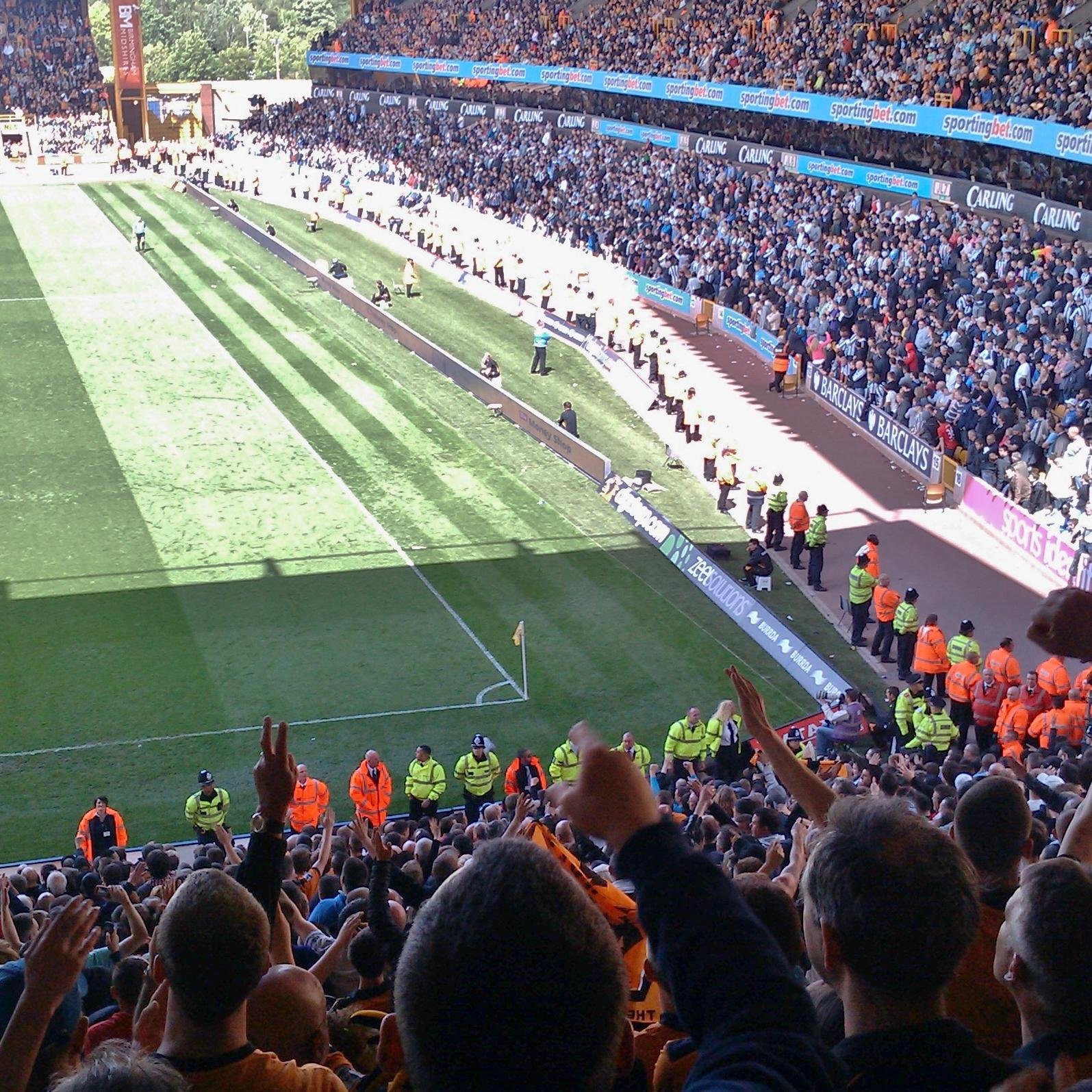 Showcasing the best amateur footage from Wolves fans home and away #wearewolves