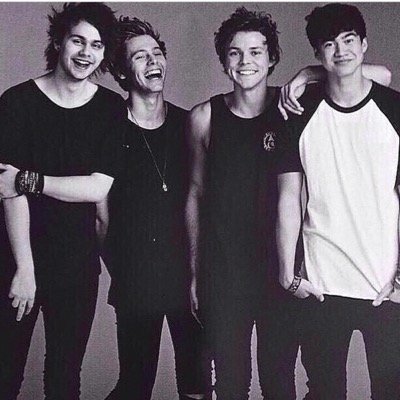 I just gave you a free follow :) so plss follow my main account @ninabrouwers1. ILY
