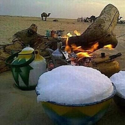 أرقى أنواع الأناقة هي ان تكون بعيد عن القيل والقال .. نظيف القلب .. ناصع الفكر .. طيب الأخلاق ..