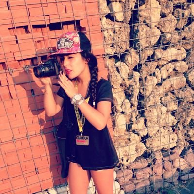 BAILARINA ;) Funky,Hip-Hop,Jazz
DANCER
Let the end of the world find me dancing^^