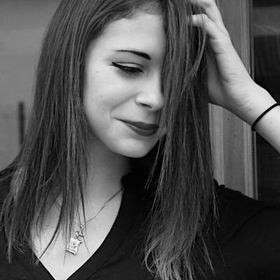 Si je dis que je t'aime c'est que tu es bonne si tu me crois c'est que tu est conne.