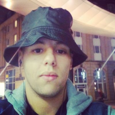 Badreddine1030's profile picture. عمي بدرالدّين
#TeamGrosBras #TeamJohnny
I Follow back