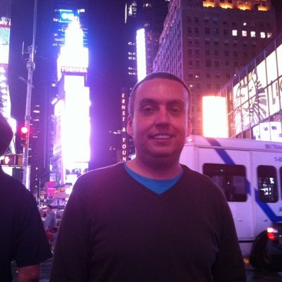 Professor no curso de Jornalismo da Univali. Jornalista. Adora música. Ama a vida!