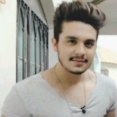 fica dentro do meu peito sempre uma saudade