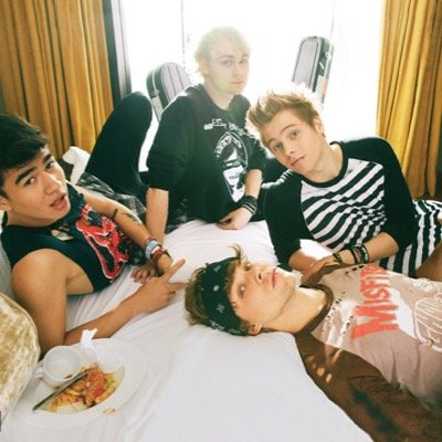 @starbucksxmgc @earthtomashton