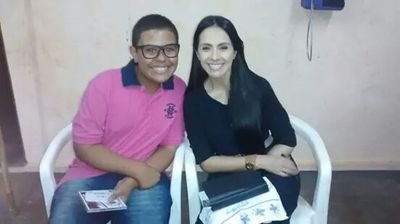 Sou fã da @LydiaMoises e sempre estou orando por ela. Te Amo Ly!