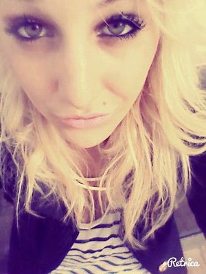 anaissarah0's profile picture. snap : anaissarah_hbn   fb : anais sarah alexis hbn       ..Alexiis ma vie #4 ans.      RT,FAV, abonne toi !!! :)