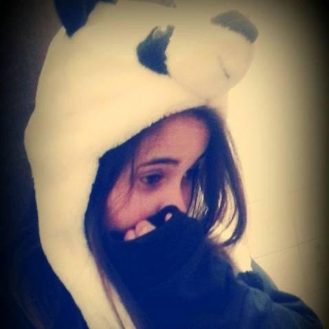 soy_una_criaturita_iih_qe¡¡¡ y me encantan los unicornios 3 :D shi ves uno dime y volemos juntos asta el infinito y mas aallaa.... :D