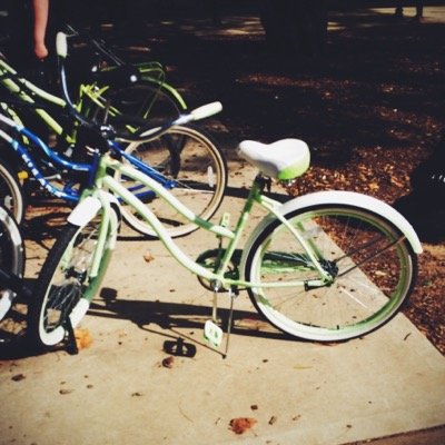 U of A green bik