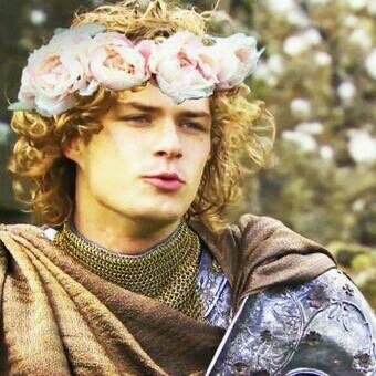 AStagKingsRose's profile picture. [❥]