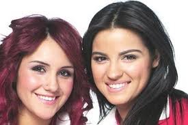 Amo a Dulce Maria y a Maite Perroni :3