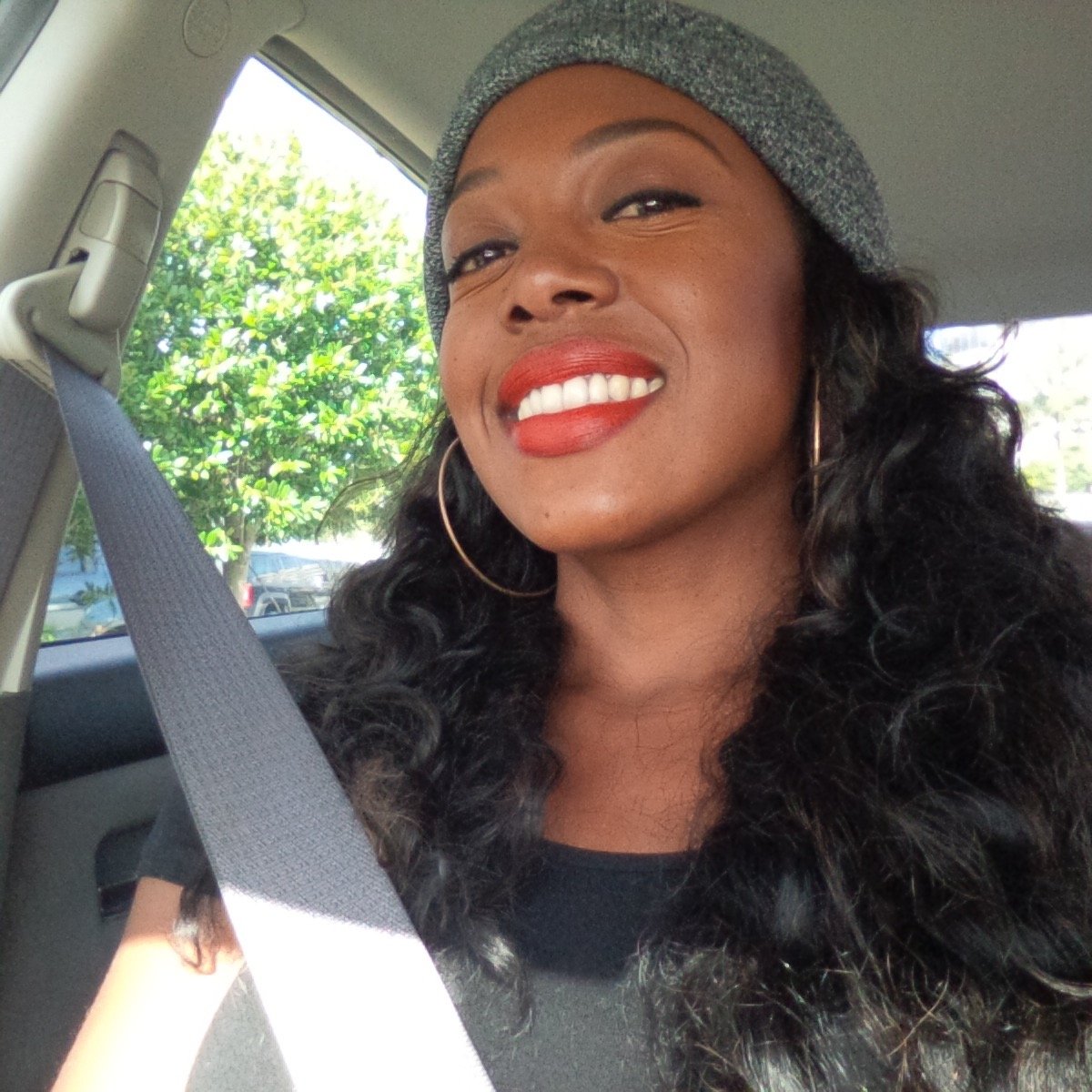 oye_kiana's profile picture. Always remember to be happy because you never know who's falling in love with your smile.  ~Author Unknown