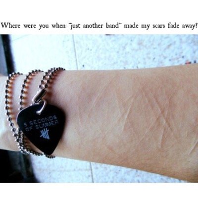 radbutreallysad's profile picture. even if youre not feeling hopeless, rt to possibly save a life. 
     xoxo @dorkylittleash