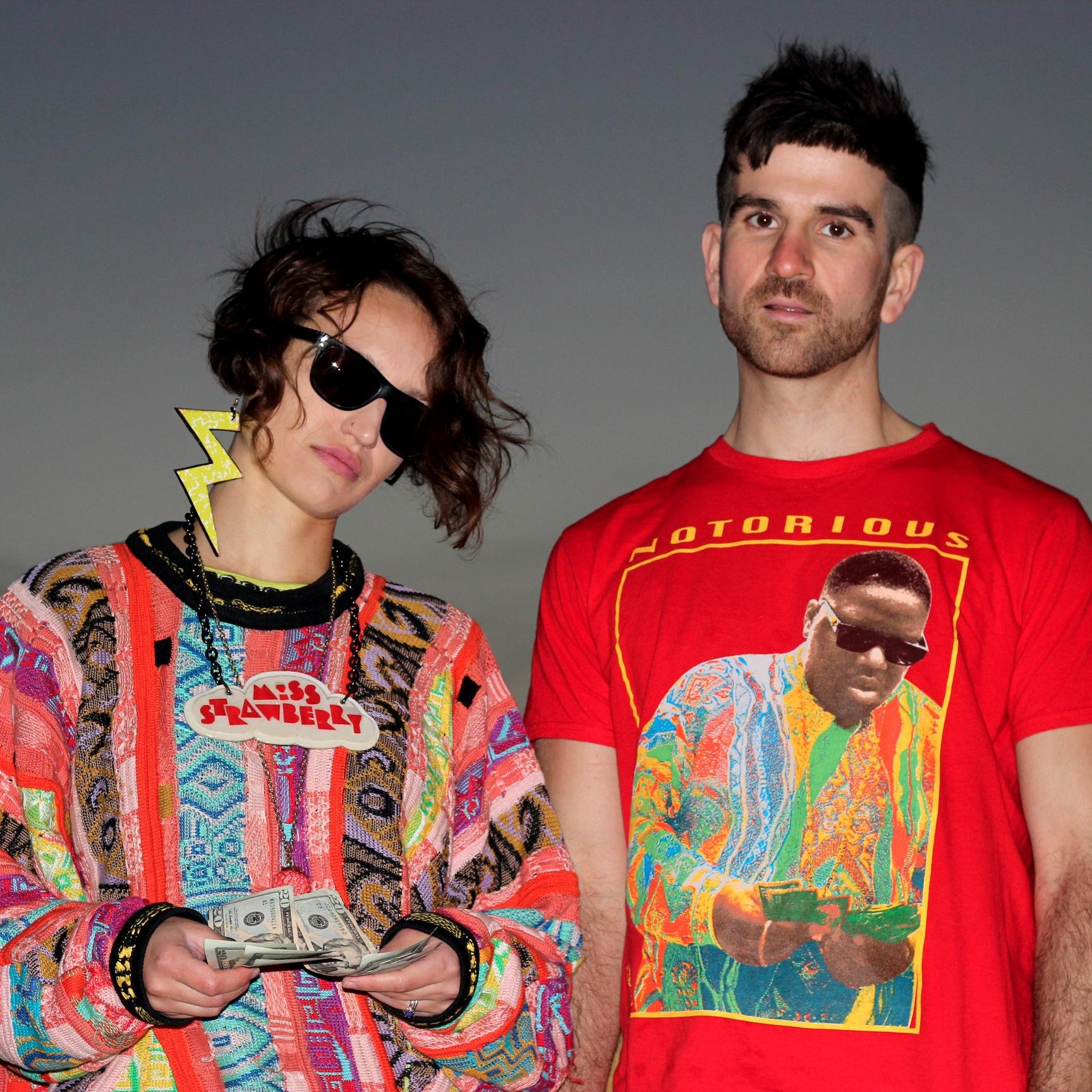club music 4 dat a$$ https://t.co/eCvWXlUbGk miss strawberry + dj tantric