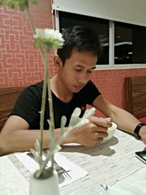 WwwSubakti's profile picture. 