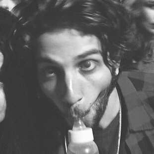 amor da minha vida, daqui até a eternidade @ChayLeao Since:21/06/12