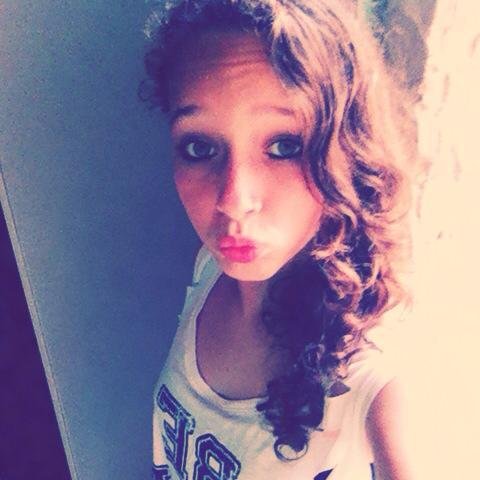 Seguem no meu outro twitter 3 @Pooxaa_Morena Vlw
