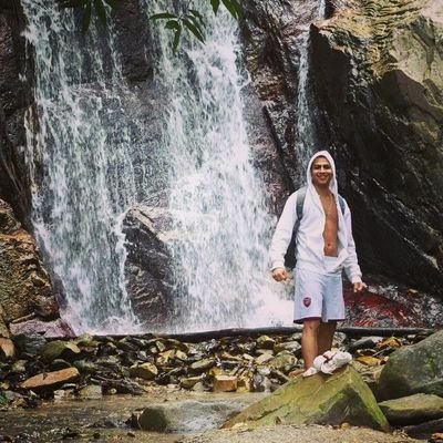 FREDERICK2827's profile picture. Padre, Esposo, Hijo, Hermano, Amigo y con una ilusión de poder sacar al país adelante con unión, esfuerzo, dedicación y sin ideologías vanas.