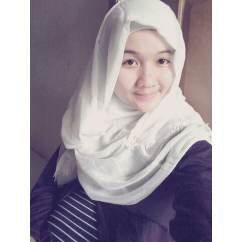 aughina_mp's profile picture. Muslim | minang | medical student '14 | na's ♥