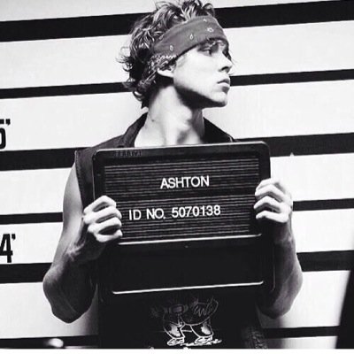 5sos just gives me those kinda feels you know