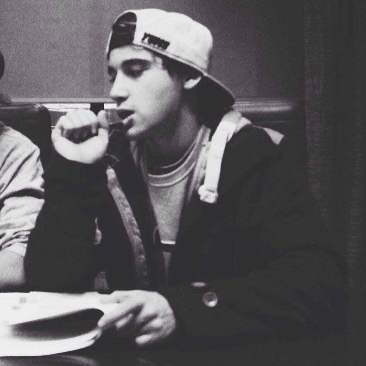 xDeviantBrookPL's profile picture. ||Come to me and take me around the world baby. Me and you will make the heavens [Master]