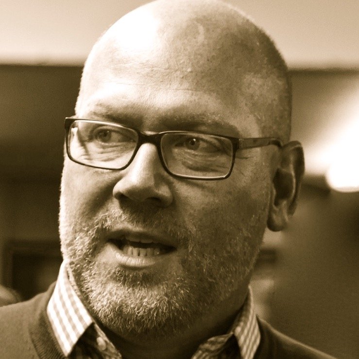 Venture capitalist, marketer, entrepreneur and Iowan. Founder of Dreamfield Ventures and father of two amazing daughters. Knack for making the complex simpler.