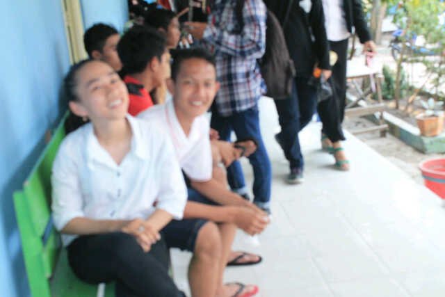Dia bukan anak baik-baik tapi dia bisa jauh lebih baik untuk membahagiakan ku MuhammadHendrySanjaya♥:*;*