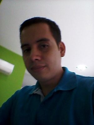 Nunca Dejes De Sonreír Ni Siquiera Cuando Estés Triste Por Que No Sabes Quien Se Pueda Enamorar de Tu Sonrisa =D