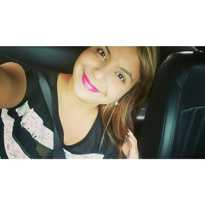 Venezolana
Abogado 
#TenPaz