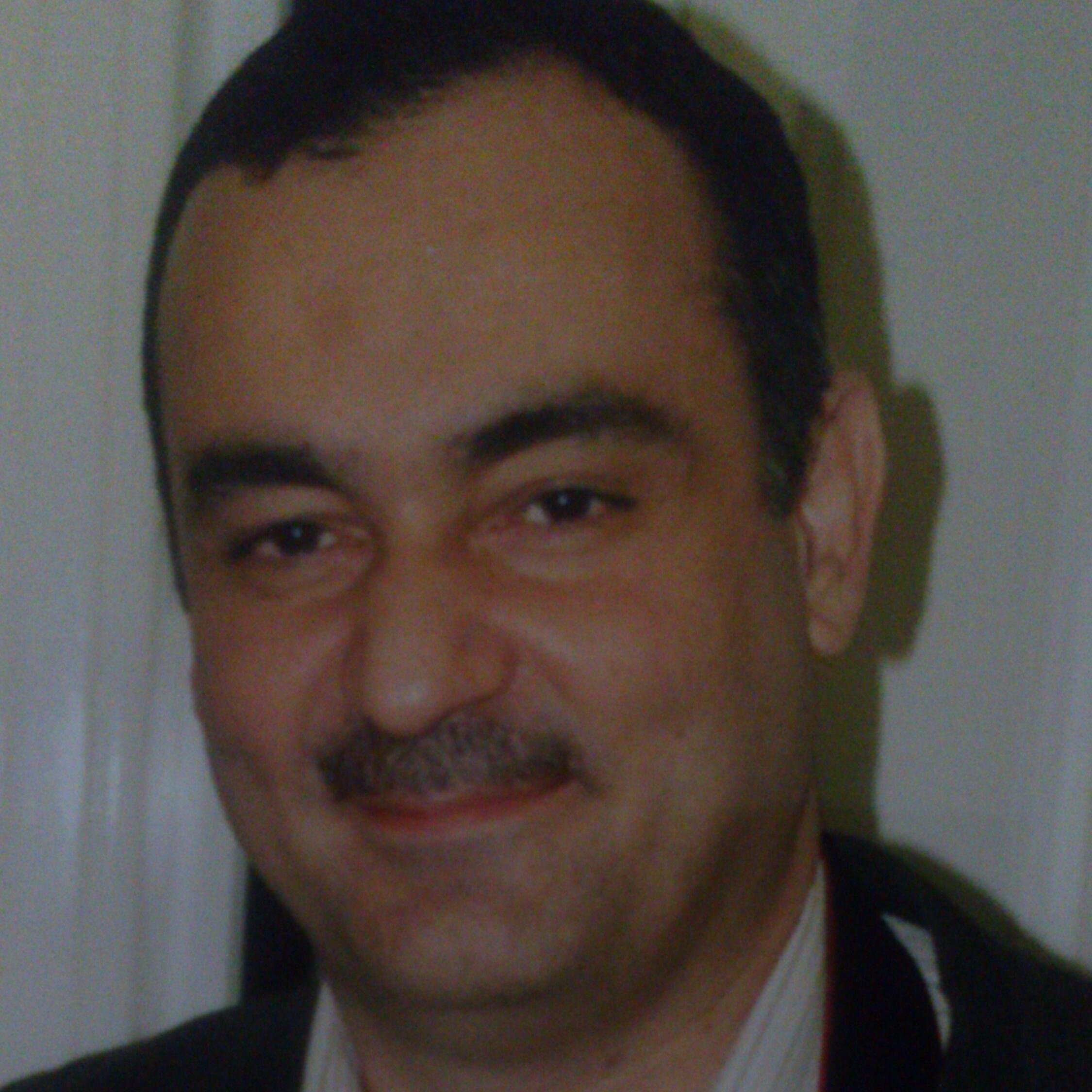 e_akhras's profile picture. 