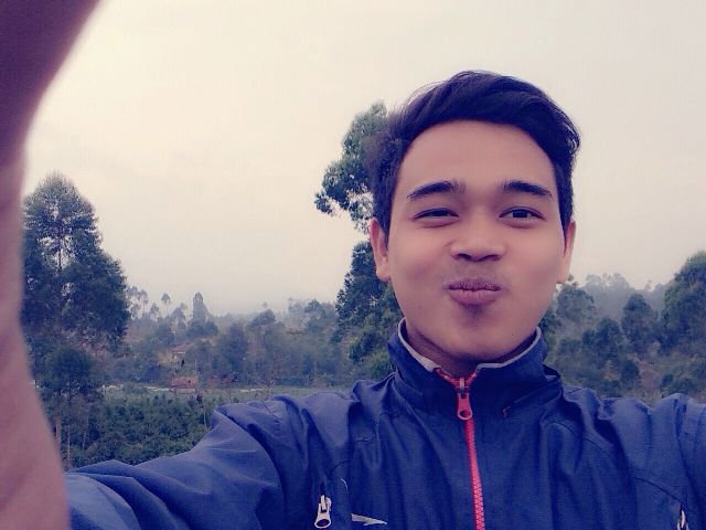 Fakultas Hukum B. 2012 UIN SGD Bandung