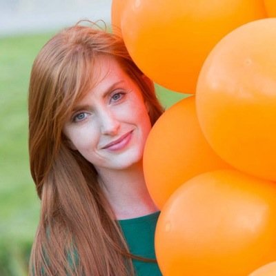 infinitely curious lady, redhead, digital marketer, artist, piano player, nerd