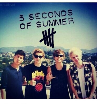 if u love 5sos go follow @_Michael5SOSID  http://t.co/6qMi9Rd6rV…