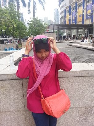 fitri maya sari