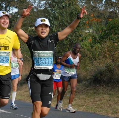 shirzhang's profile picture. lives to run, travel,  eat and have fun