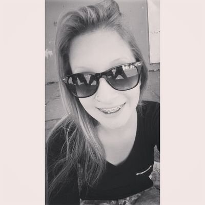 Conheço a dor , convivo com a saudade , sei qual valor e o preço da liberdade