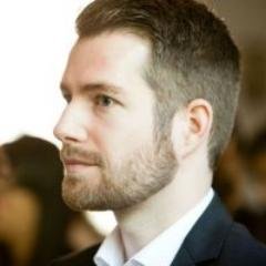 Online guy. Urban art collector. Future spacetourist. Founder @artsynl