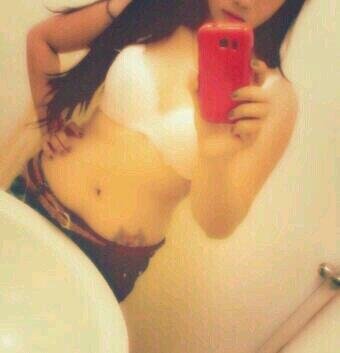 annisa_bisyar's profile picture. Yang mau have fun boleh DM neng yah