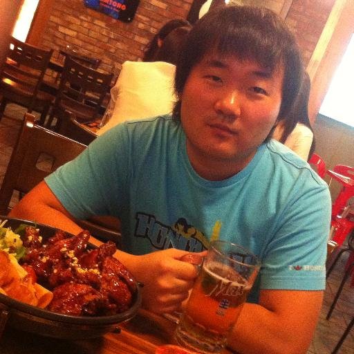 chim_ru's profile picture. 