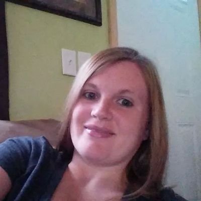 LadiJessie_86's profile picture. I am a married mother of three, I enjoy life to the fullest and love my family with all of my heart.