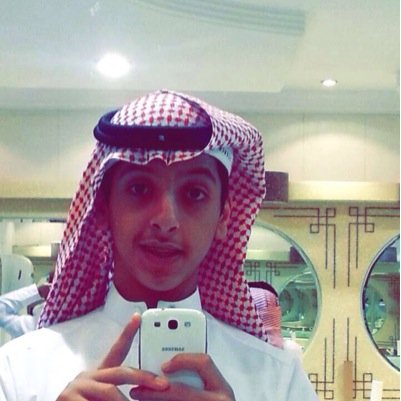 عبد العزيز الحميضي . عمري . 15 في دستور السعاده سامح ولا تدقق شخصان لا تبرر لهما ما فعلت 1) صديق يعرفك جيد 2) عدو ينتظر منك زله .... شعر- درر -نكت