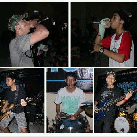 voc1: gupik @GTritama voc2: Yunan @YunanFahlevi bass: abong @hasbyAP guitar: otong @SatrioArbi_W drumm: saklar @ardySKLR | cp: 08971522796 (hasby abong)