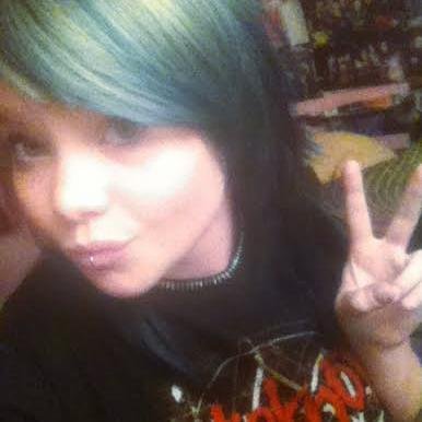 Rock Music is my escape♬ Slipknot&Bvb&BMTH&MIW&FFR&AS&OM&M&AA&SS....... I follow back I love you sooo much Jay ♥